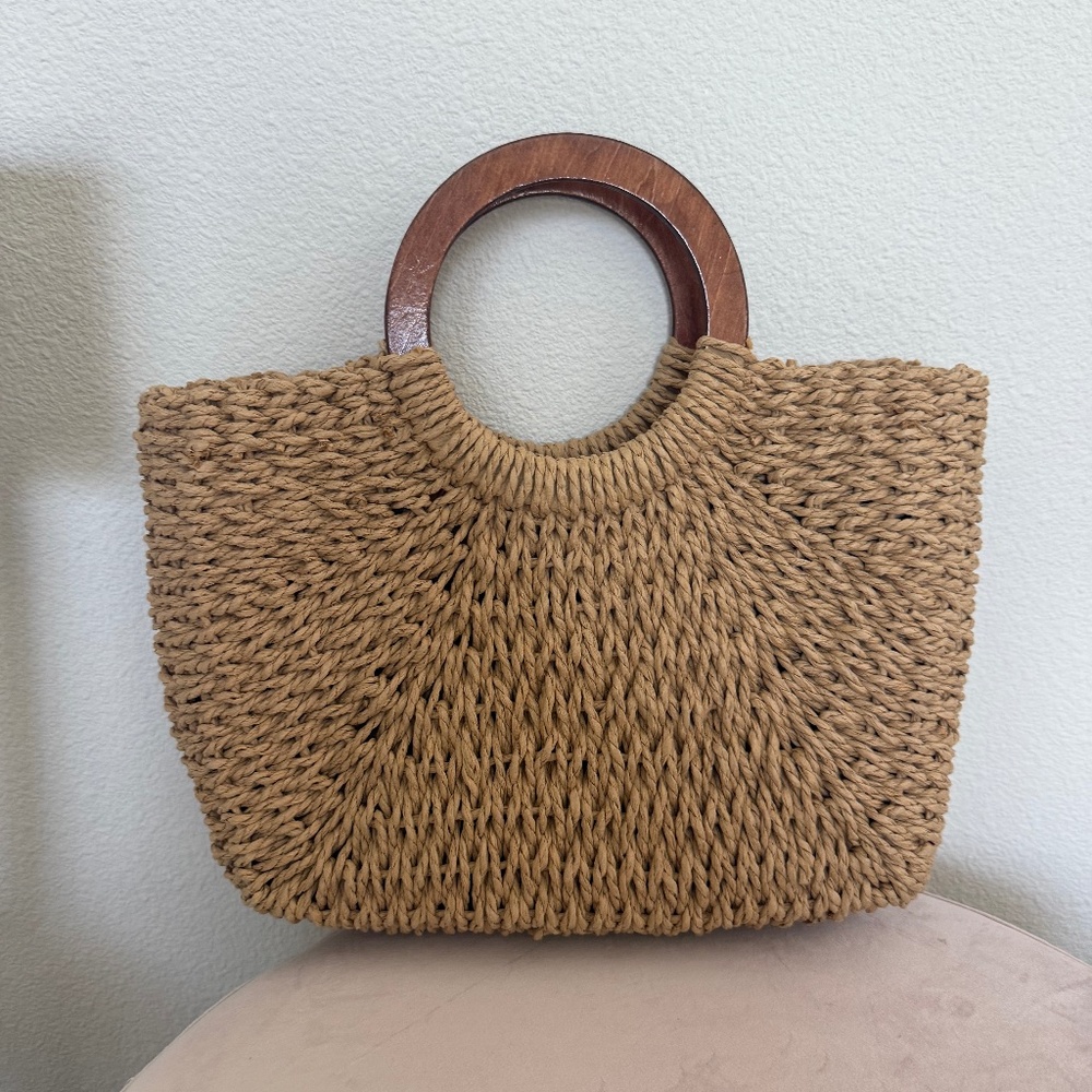 Straw Woven Tote Bag with Wooden Ring Handles – Tan